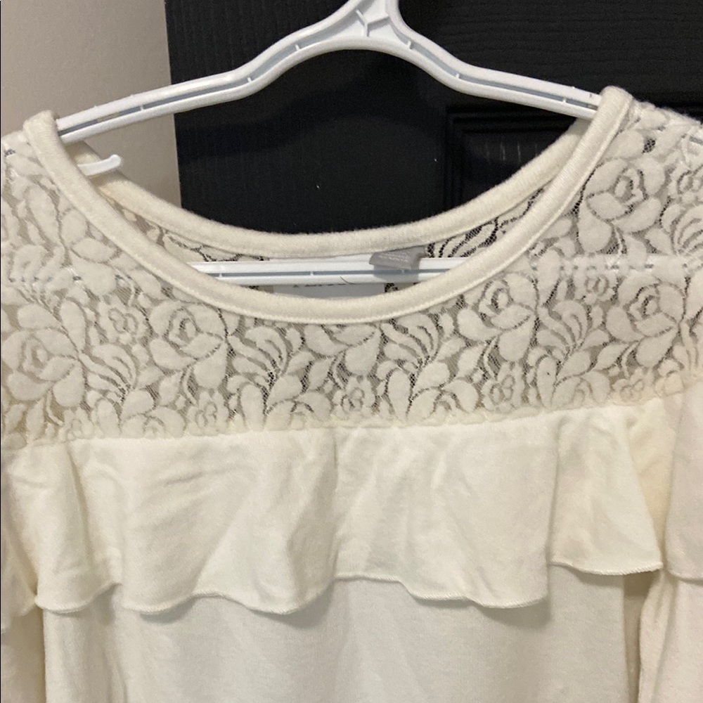 White Lace Ruffle Long Sleeve Top - Picture 3 of 5